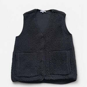 Black Fleece Sherpa Vest